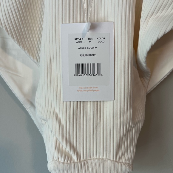 *NWT* Andie The Asbury Rib One Piece Swimsuit in Coco Ivory Size M - Picture 6 of 10